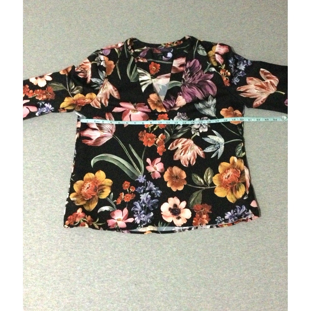 J Crew sz M blouse top multicolor floral polyester - Picture 11 of 11